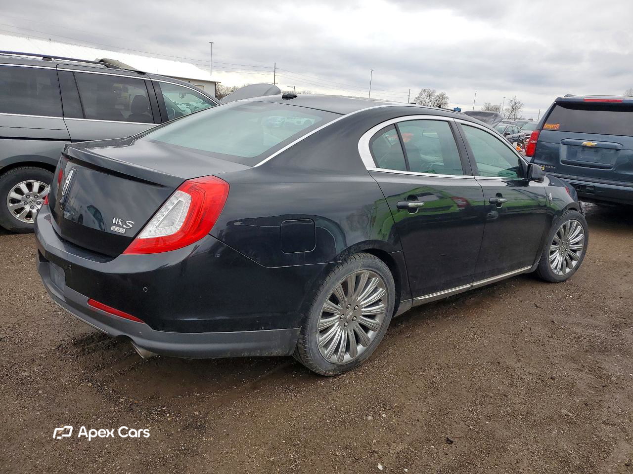 Lincoln MKS 2013