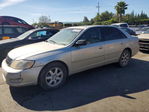 Toyota Avalon 2000