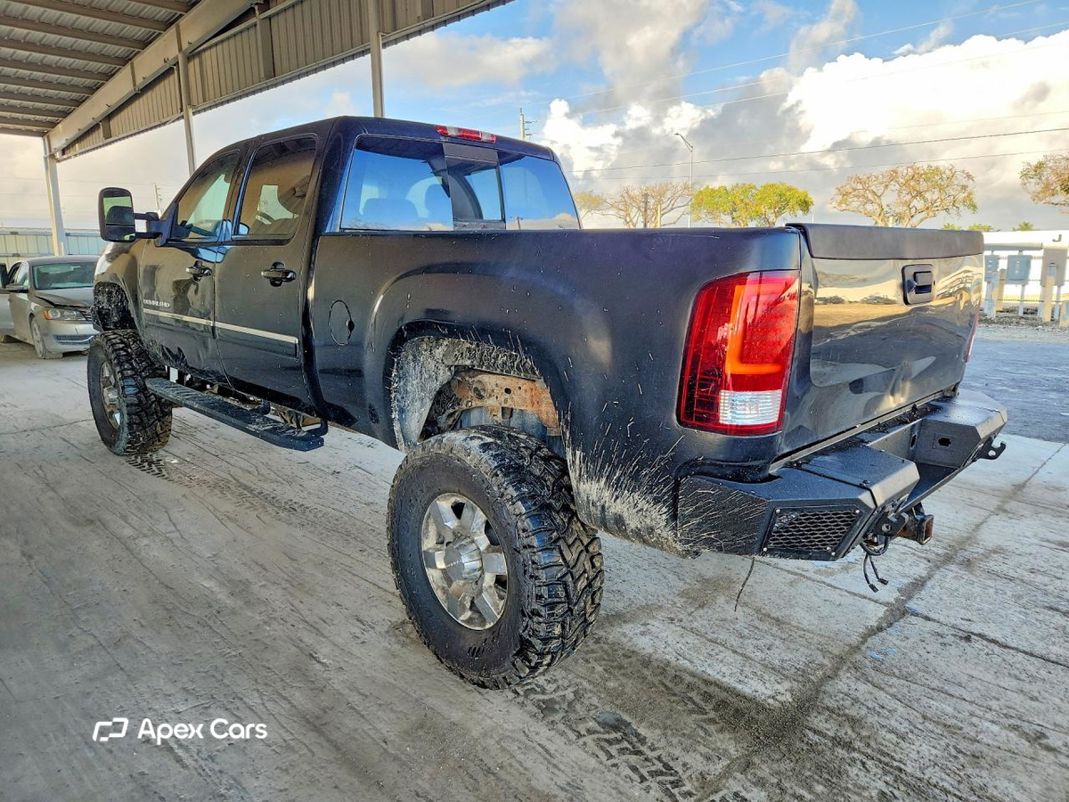 GMC Sierra 2013