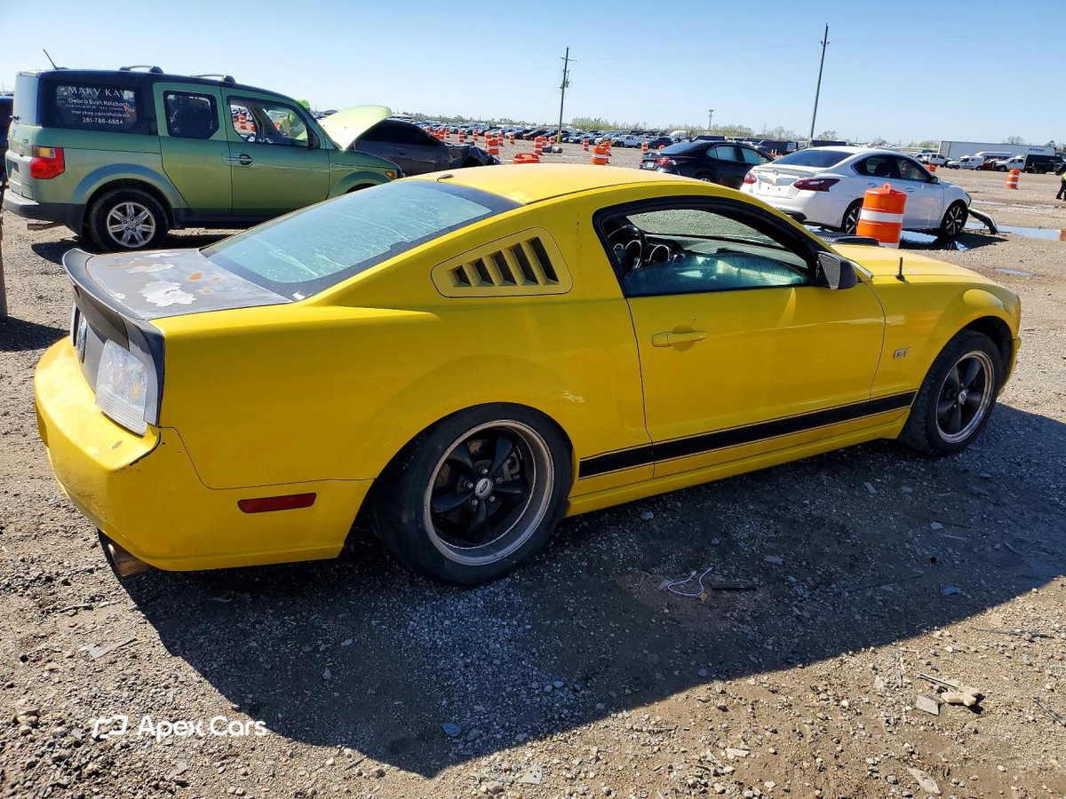 Ford Mustang 2006