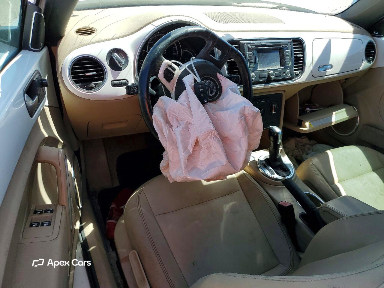Volkswagen Beetle 2014