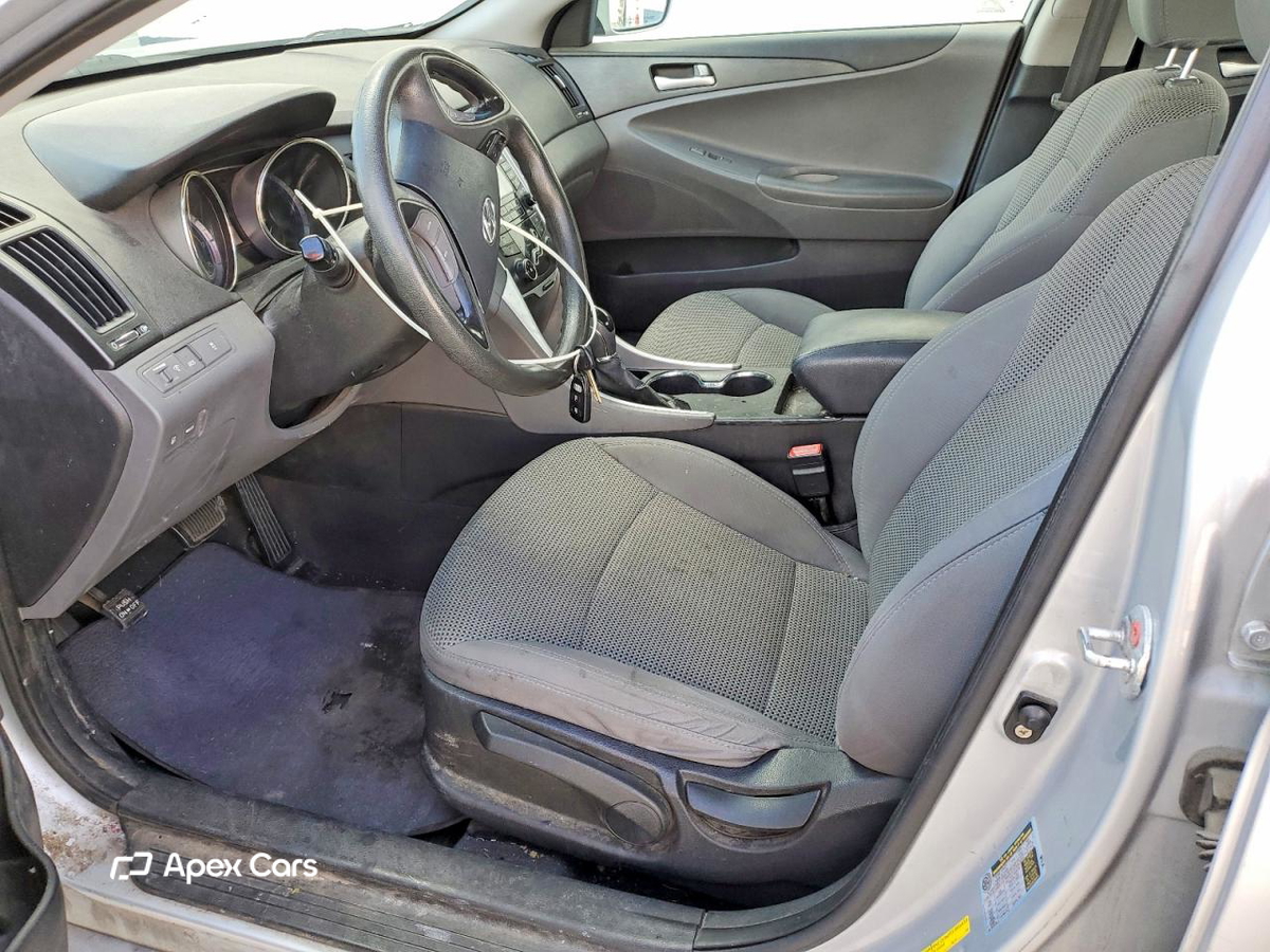 Hyundai Sonata 2012