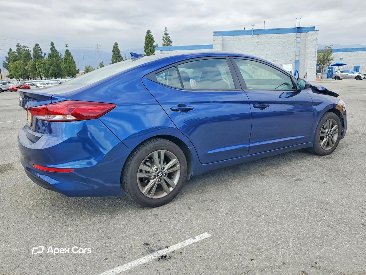 Hyundai Elantra 2018