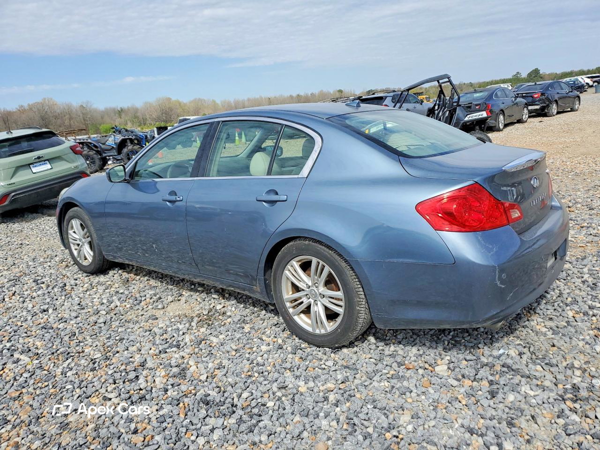 Infiniti G 2010