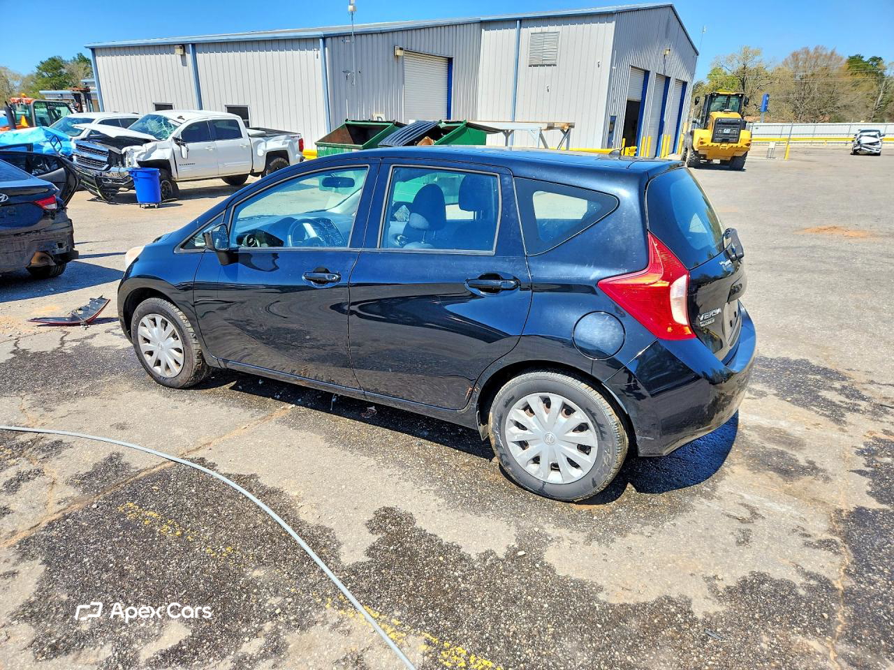 Nissan Versa 2015