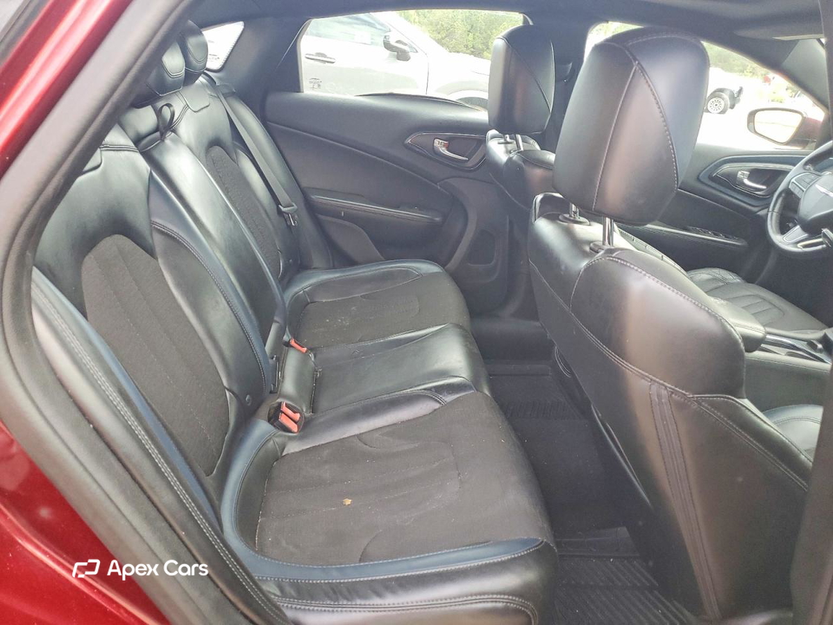 Chrysler 200 2015