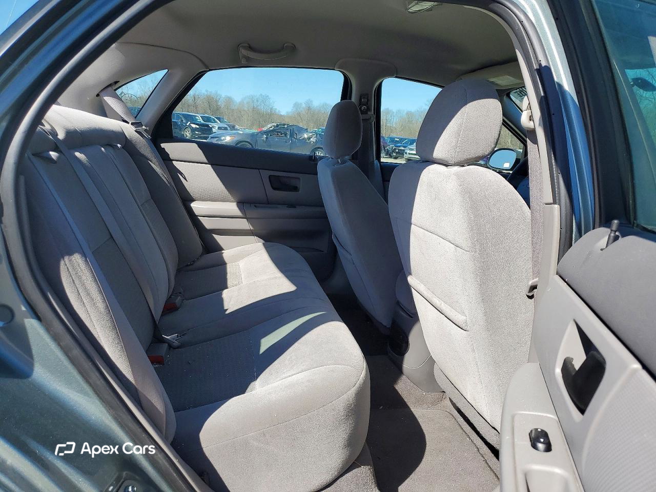 Ford Taurus 2005