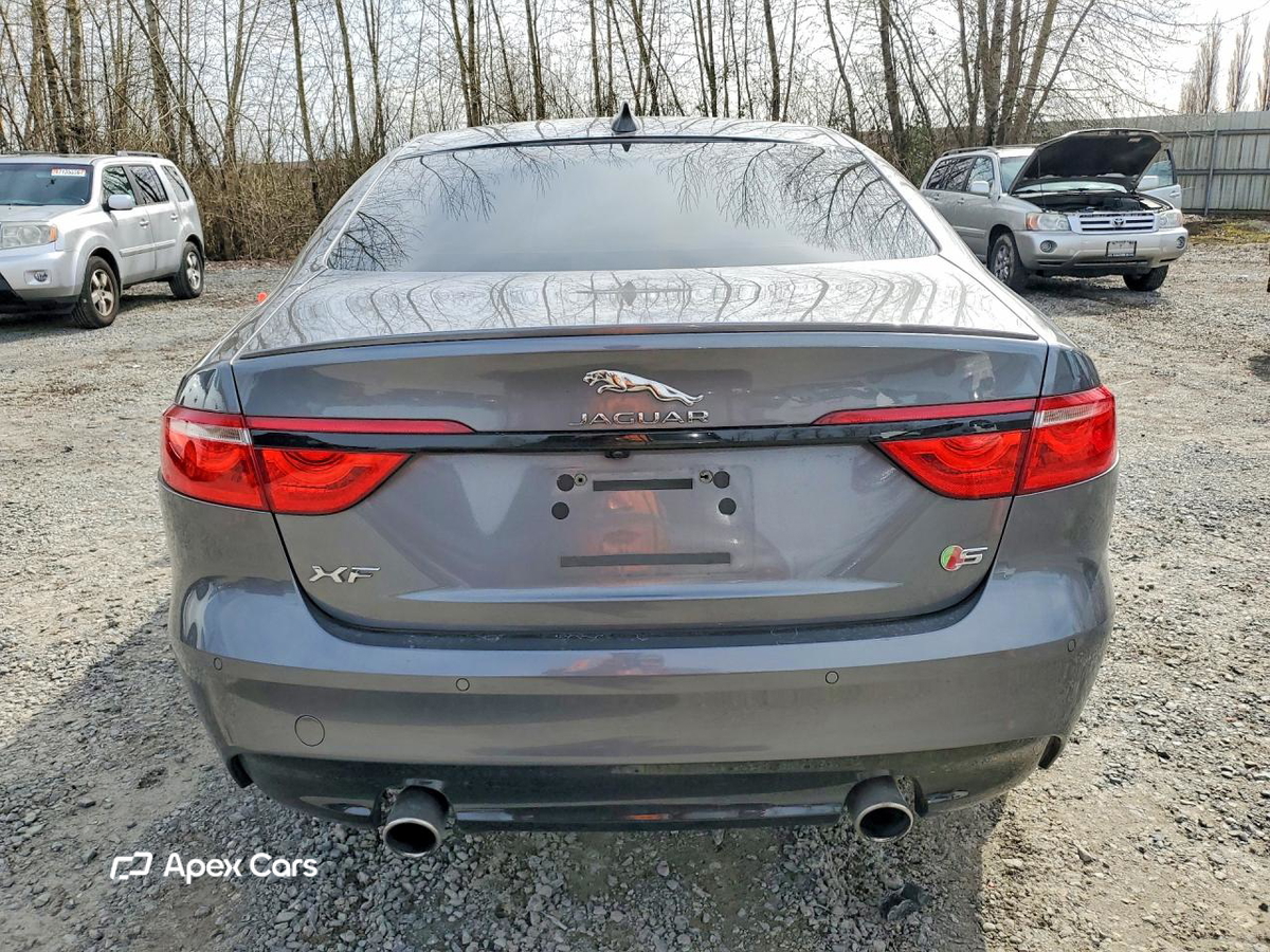 Jaguar XF 2016