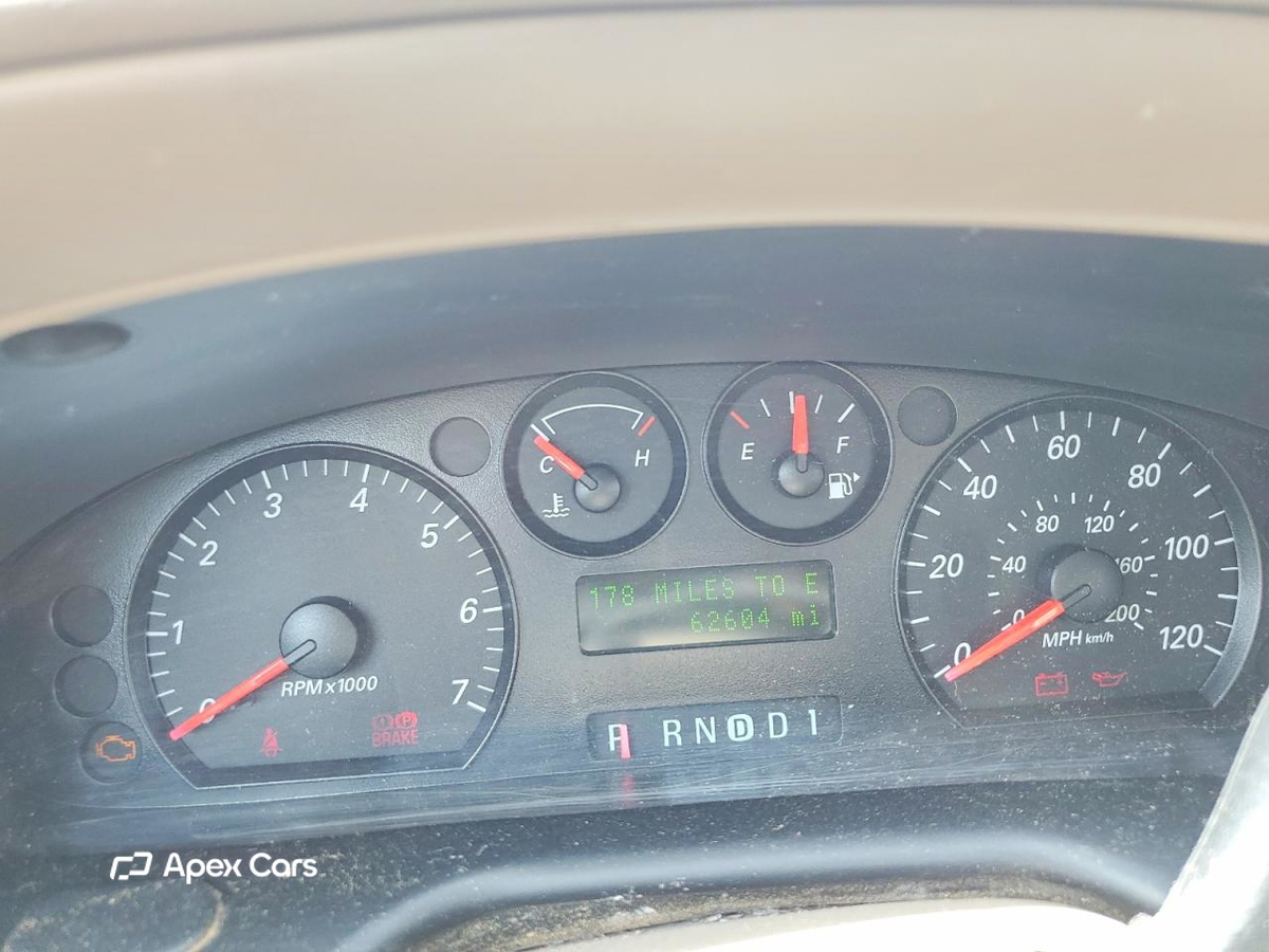Ford Taurus 2005