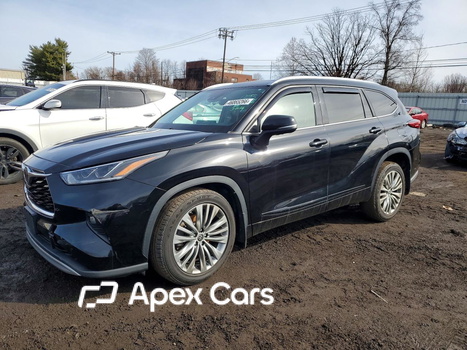 Toyota Highlander 2021 - Image 1 of 13