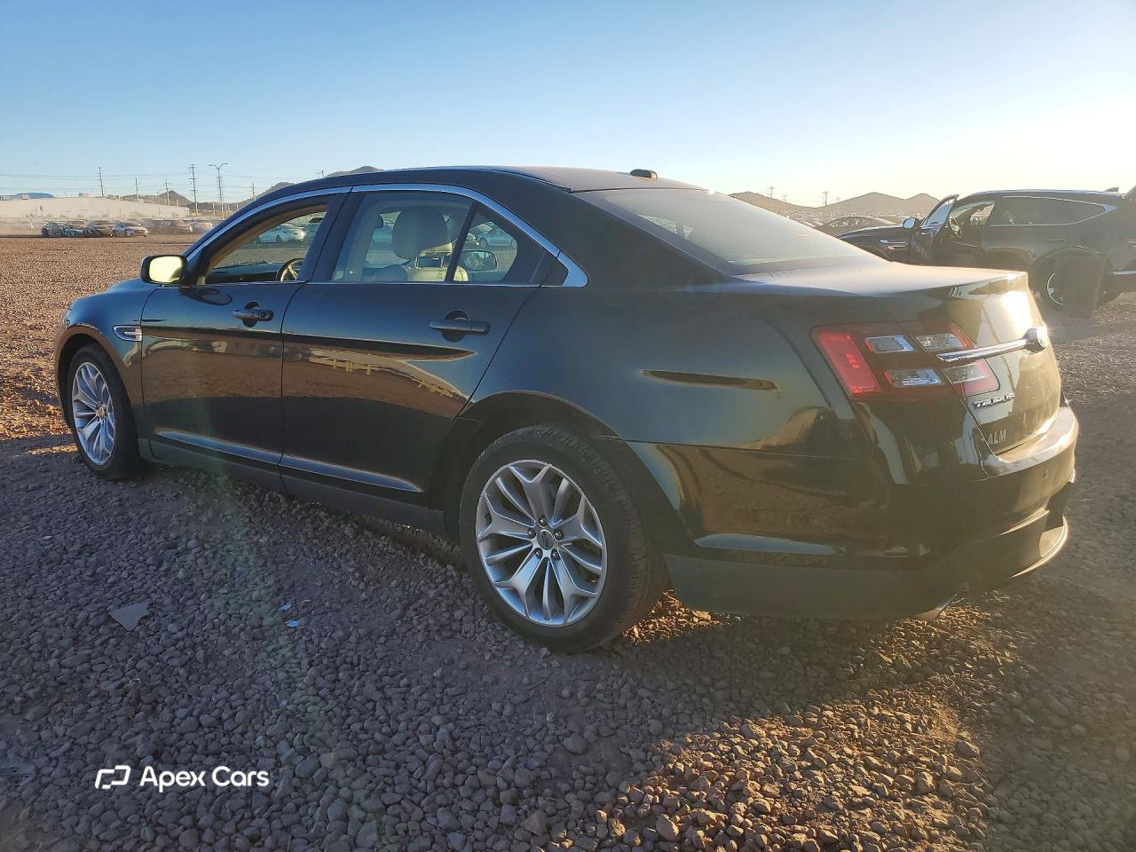 Ford Taurus 2017