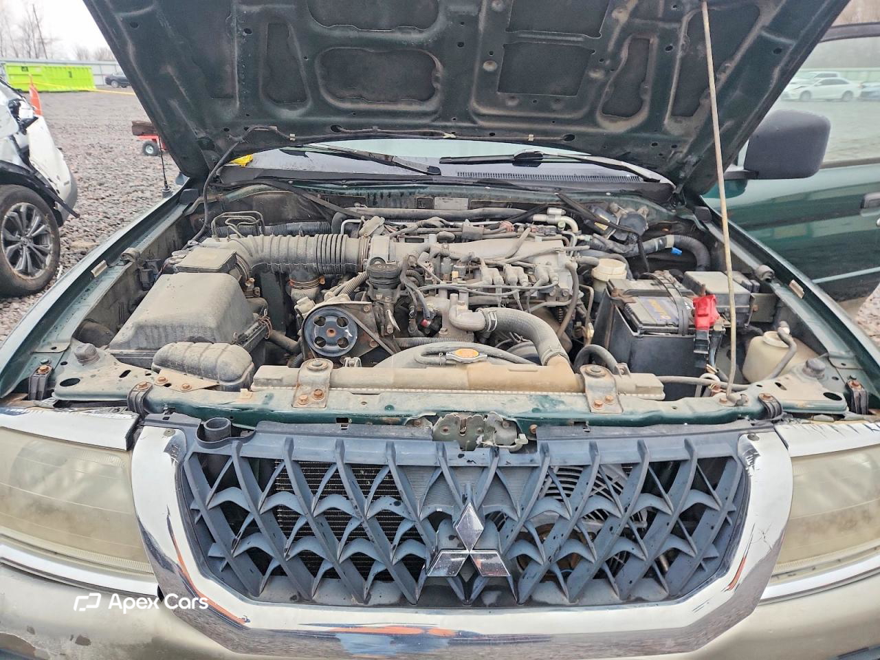 Mitsubishi Montero 2002