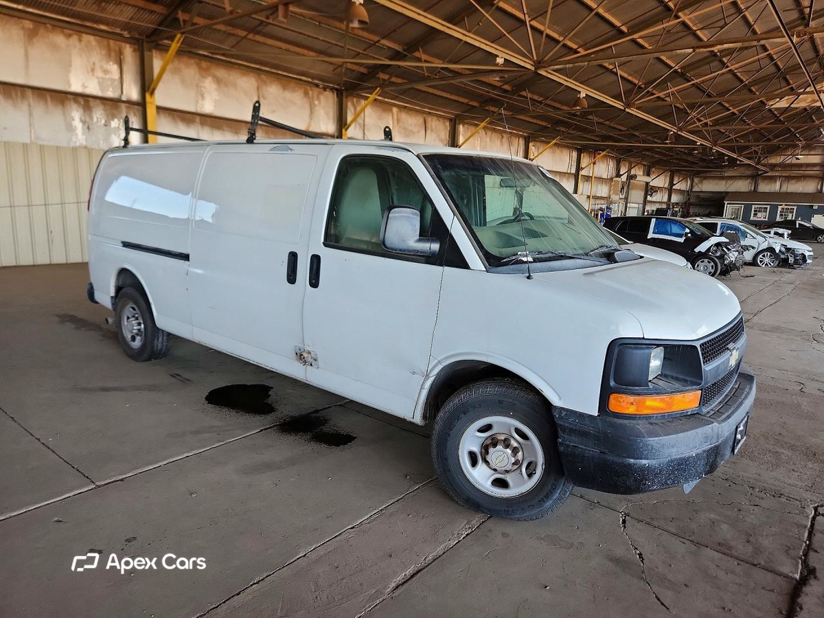 Chevrolet Express 2012