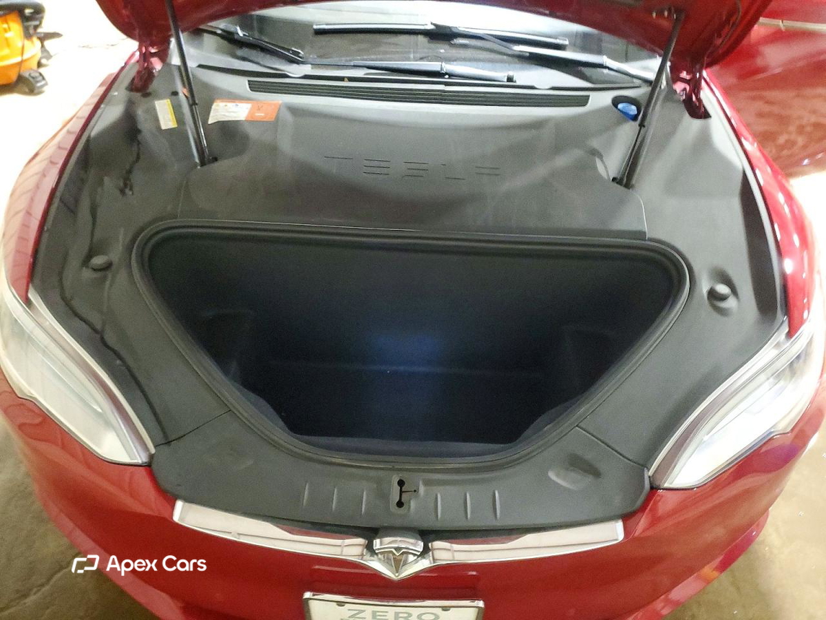 Tesla Model S 2016