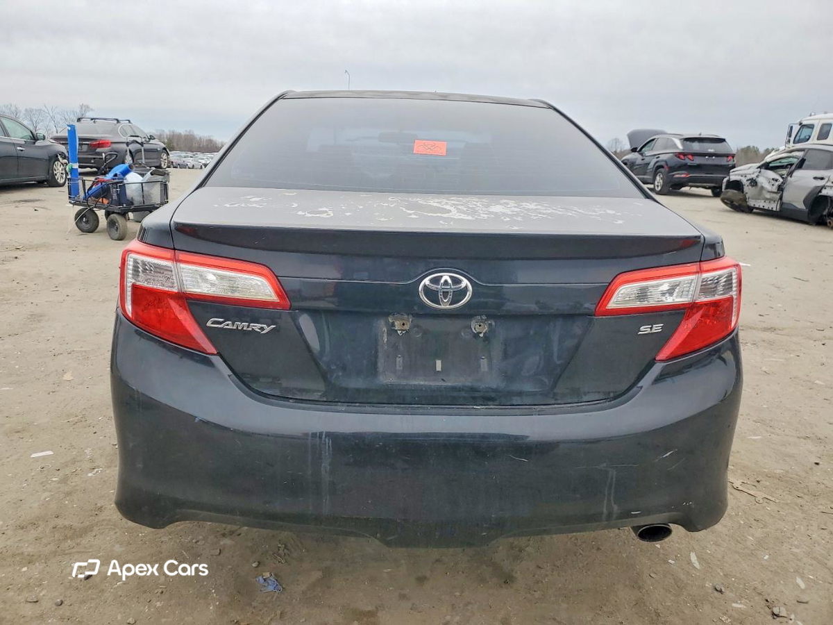 Toyota Camry 2012