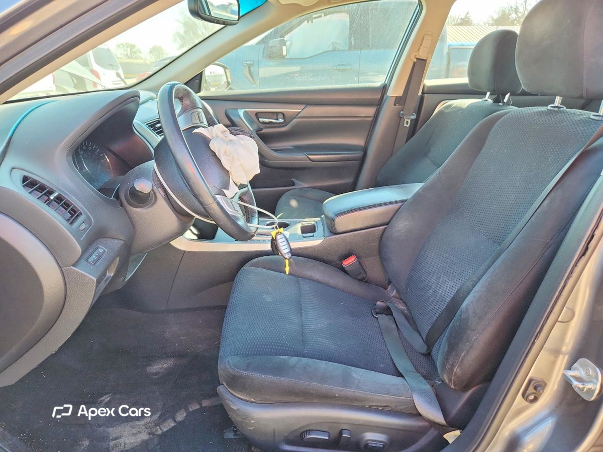 Nissan Altima 2015