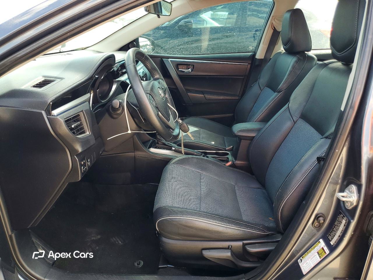 Toyota Corolla 2015