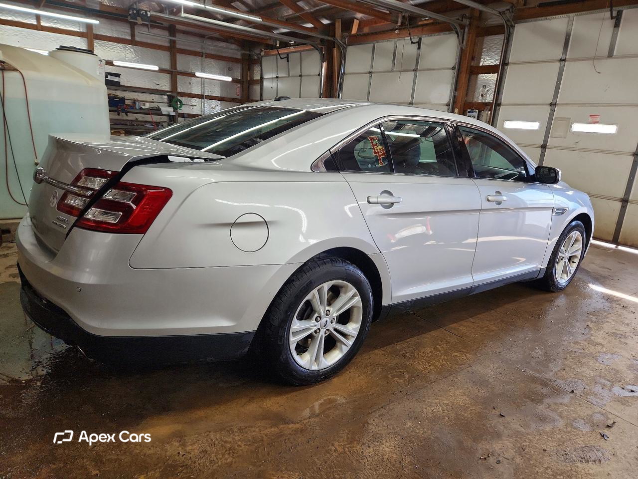 Ford Taurus 2014