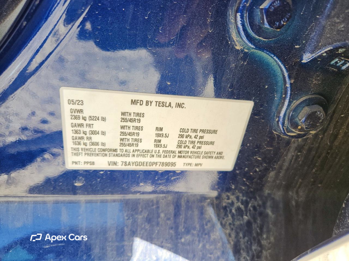 Tesla Model Y 2023