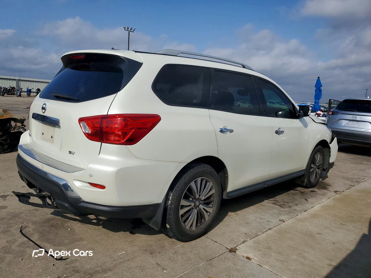 Nissan Pathfinder 2017