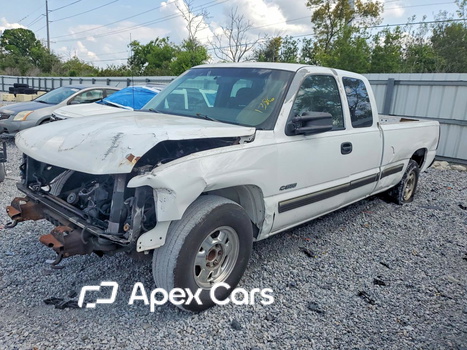 Chevrolet Silverado 2002 - Image 1 of 13