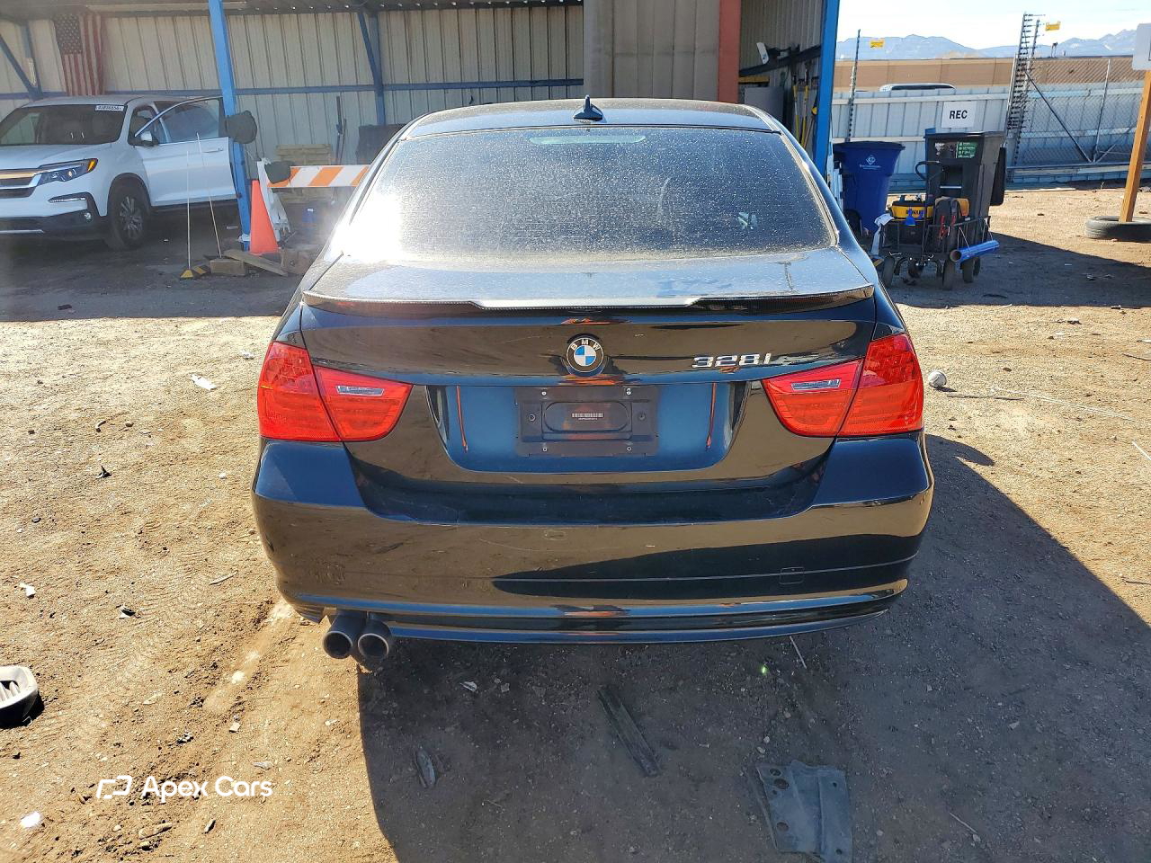BMW Series 3 2011