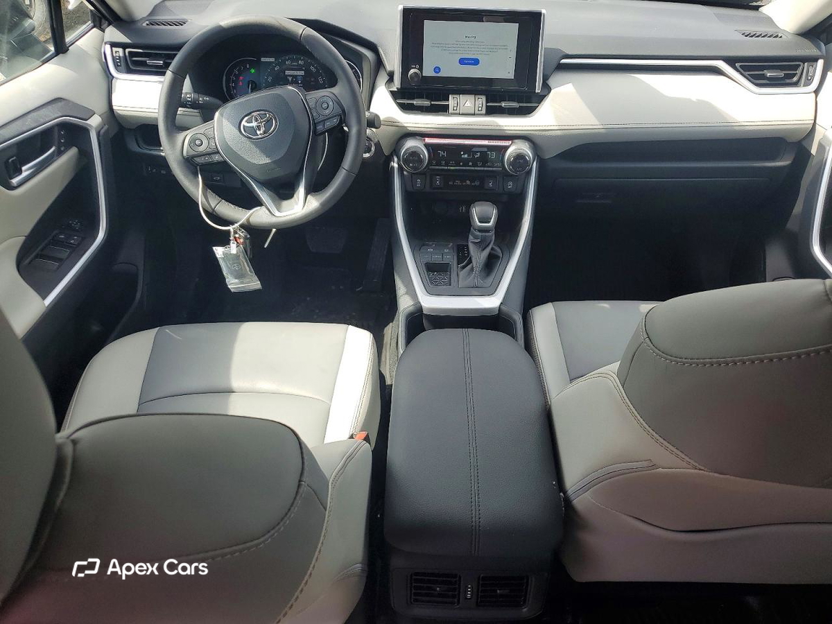 Toyota RAV 4 2024