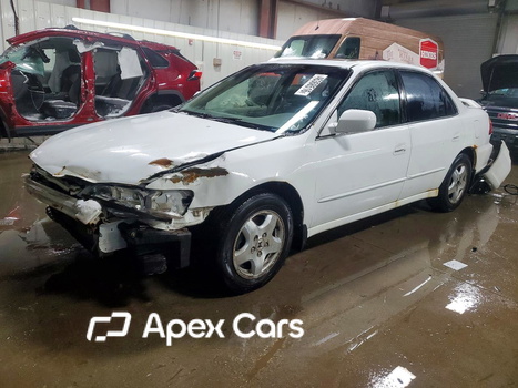 Honda Accord 2000 - Image 1 of 13