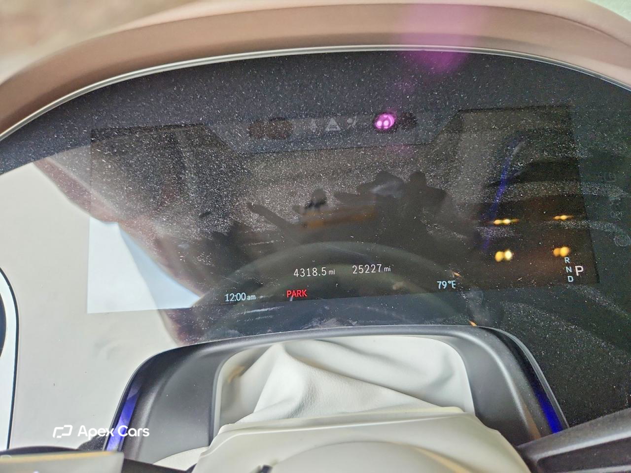 Mercedes-Benz  2024