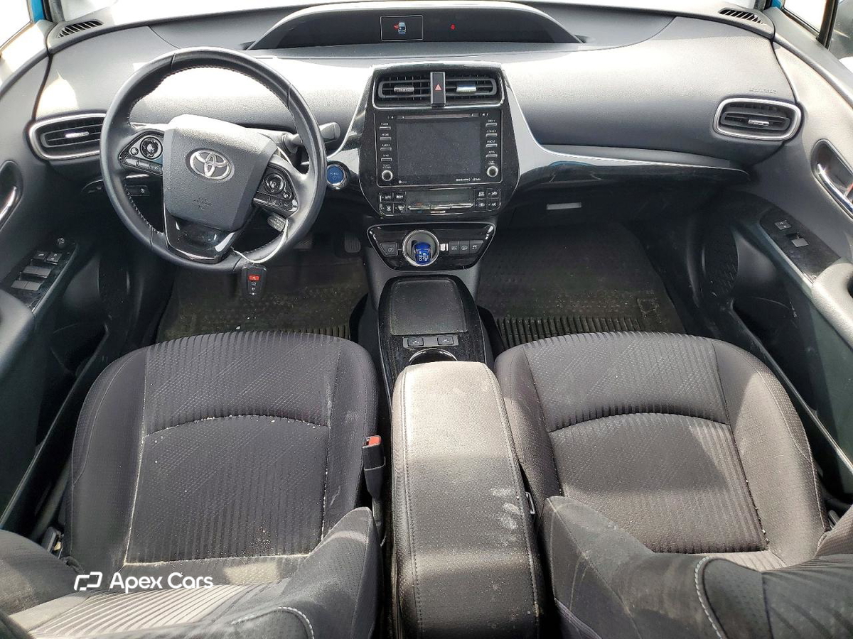 Toyota Prius 2021