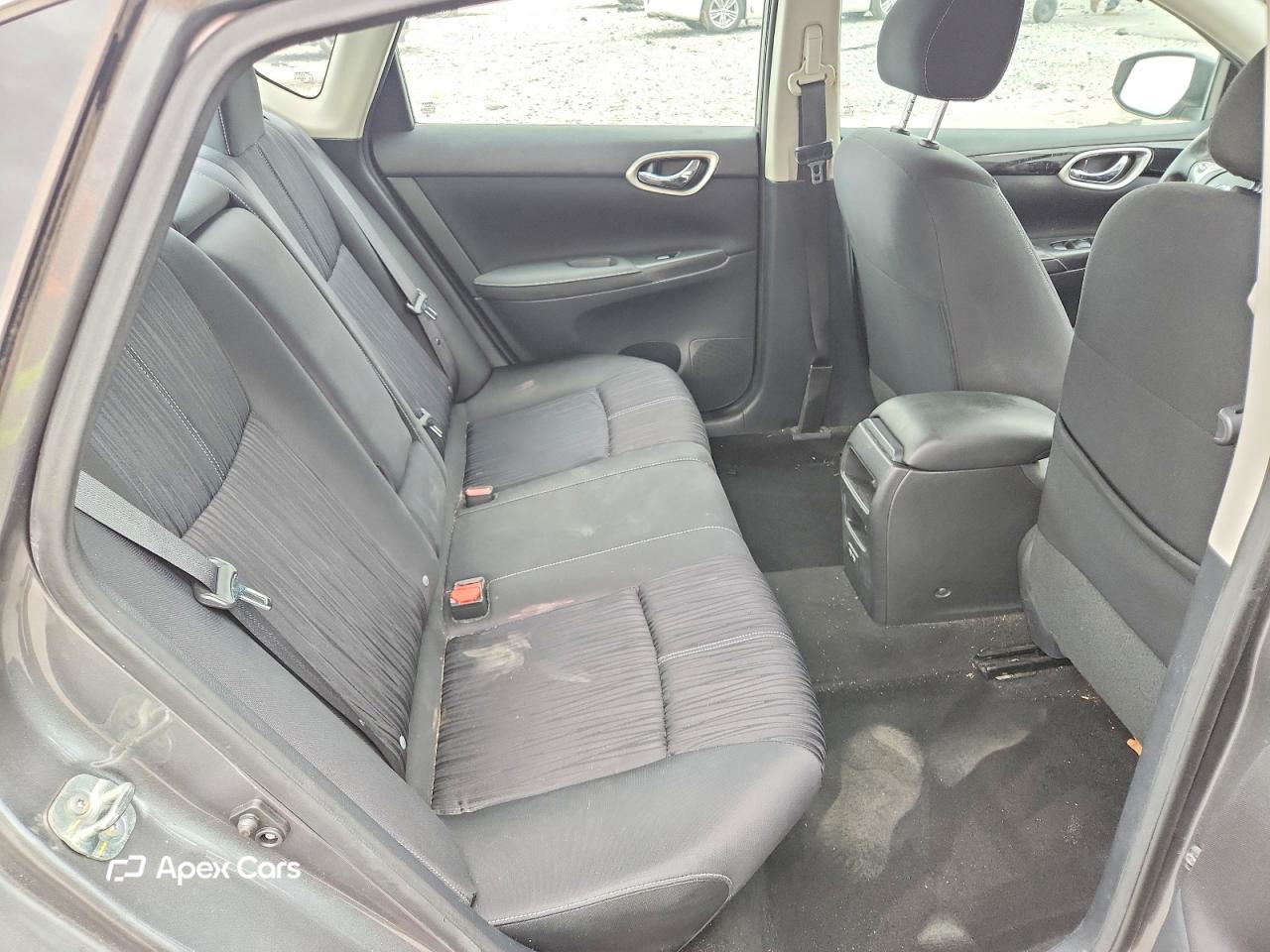 Nissan Sentra 2018