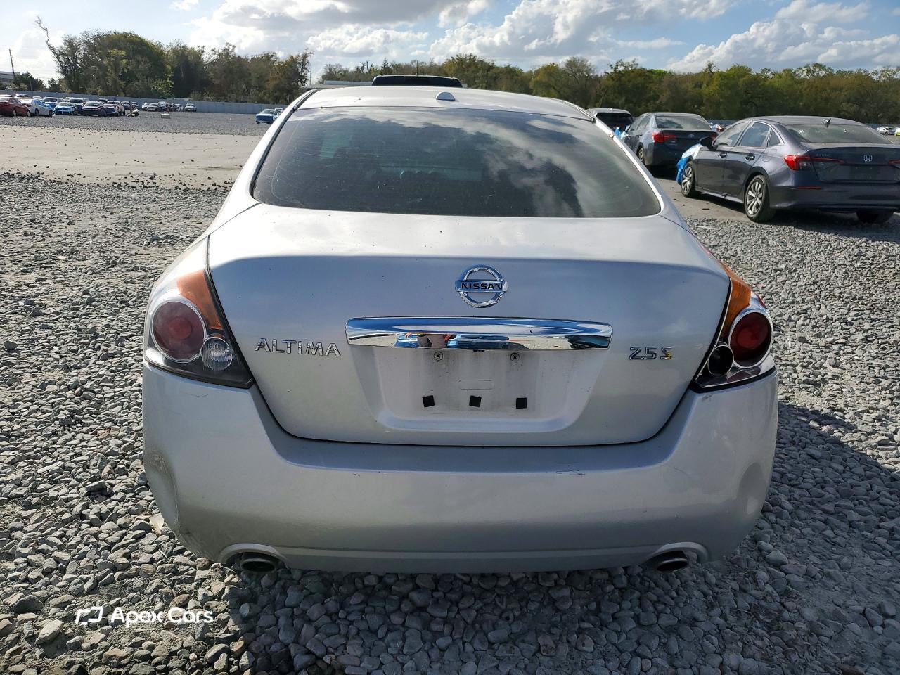 Nissan Altima 2011
