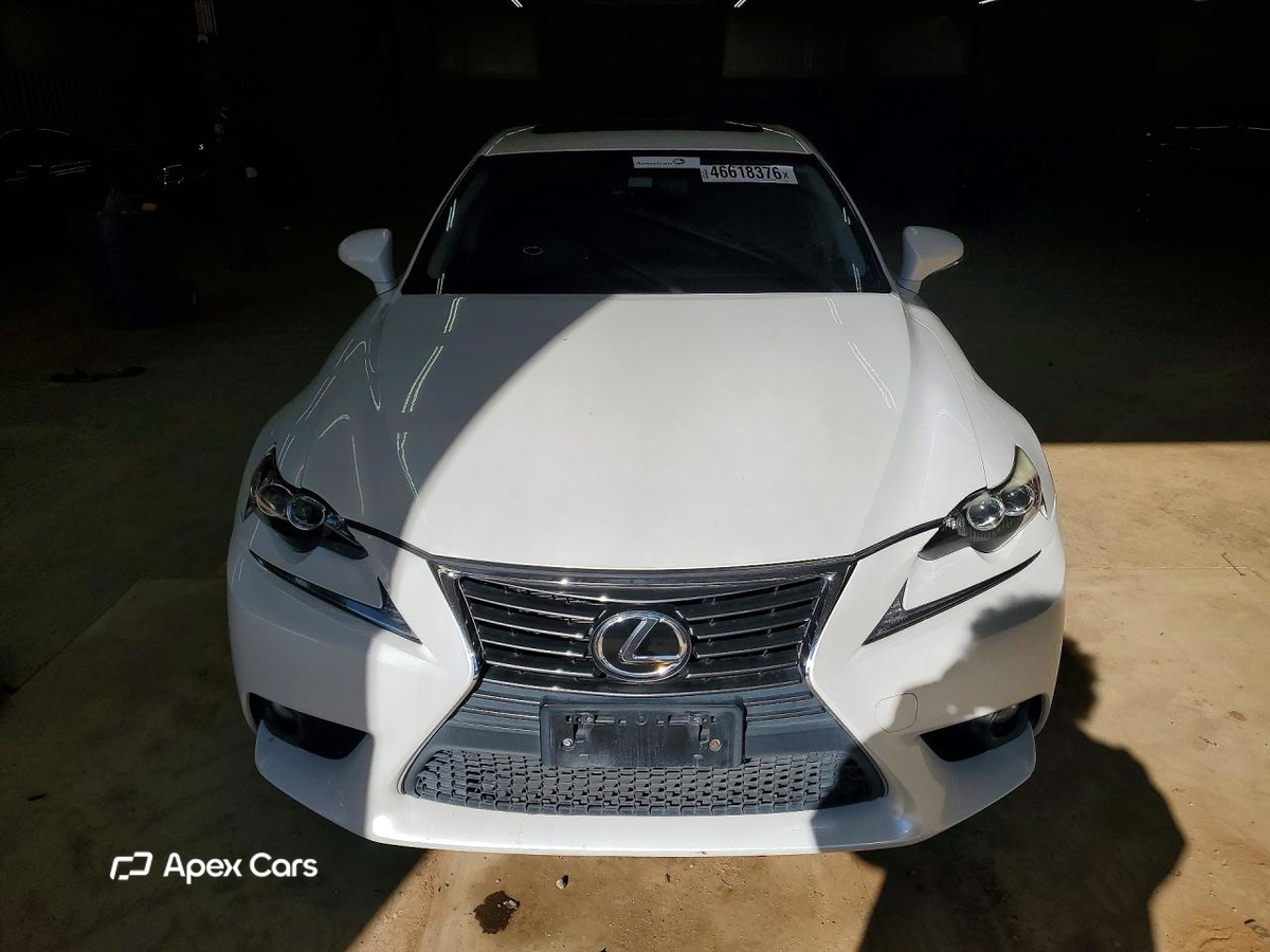 Lexus IS 2016