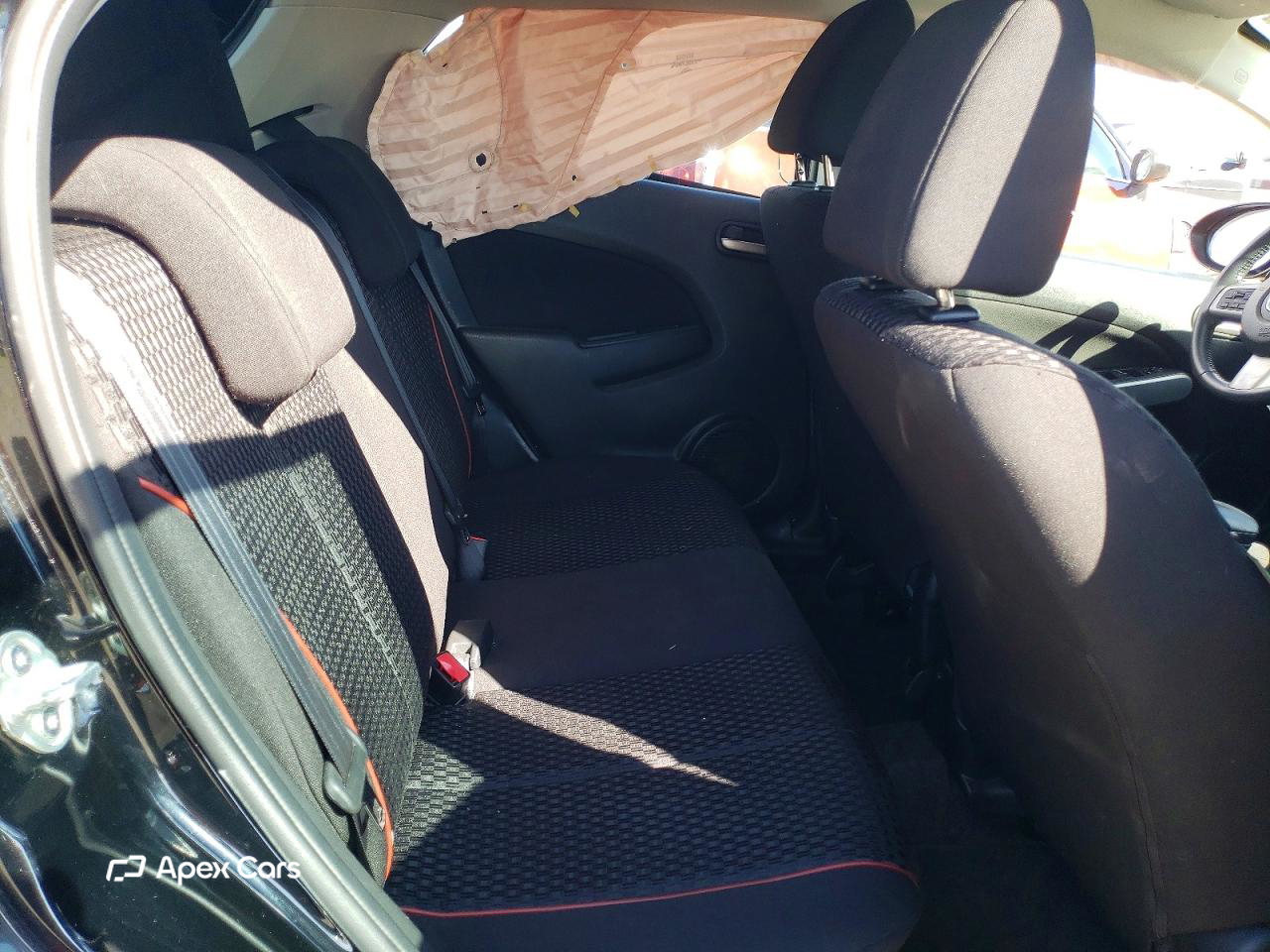 Mazda 2 2011