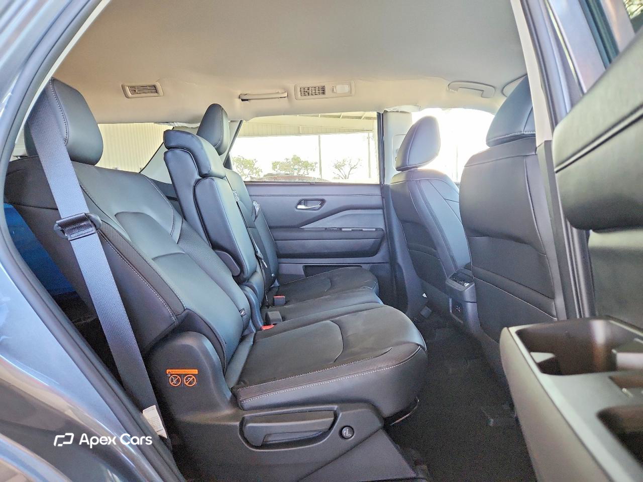 Nissan Pathfinder 2025