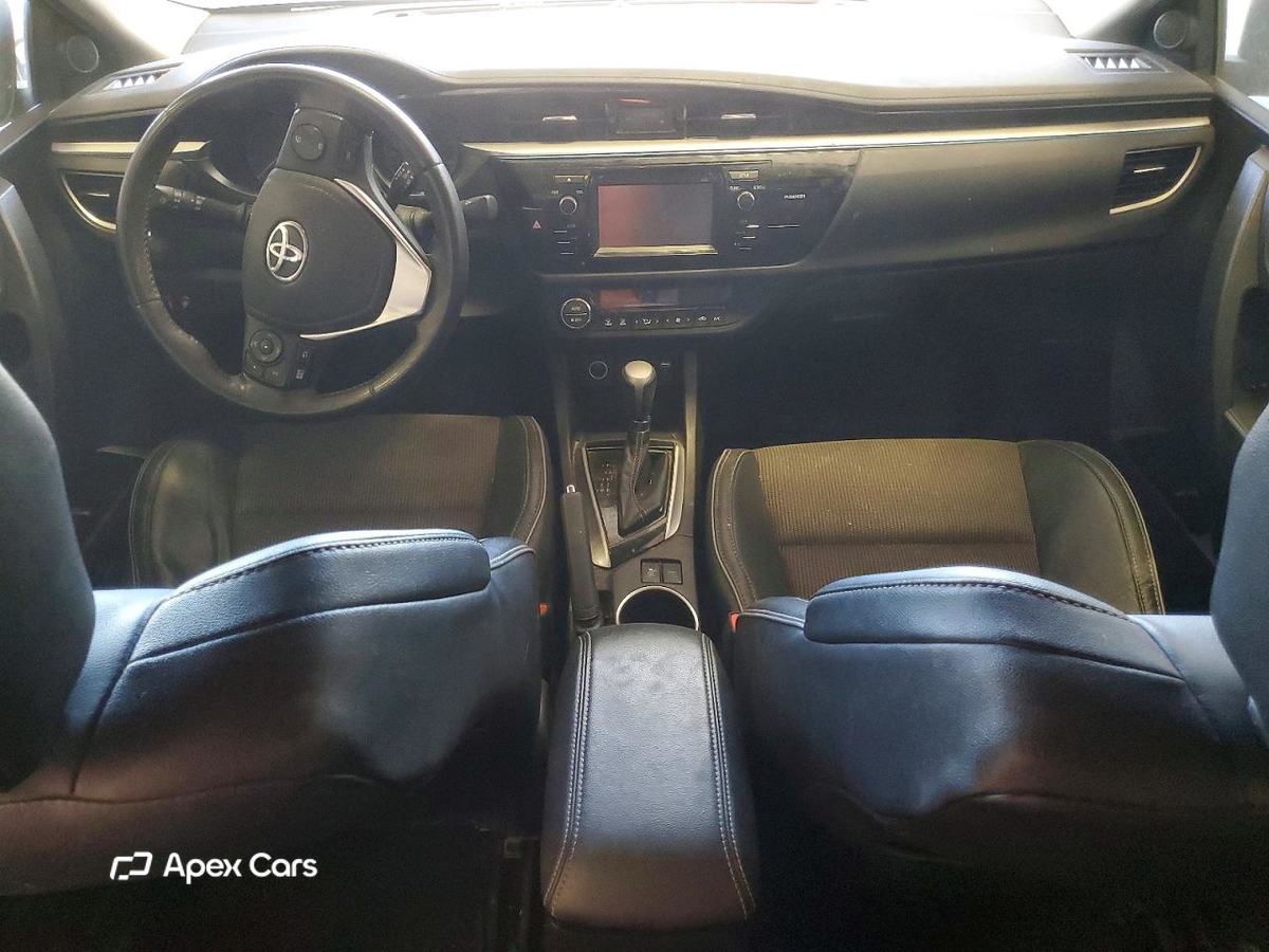 Toyota Corolla 2015