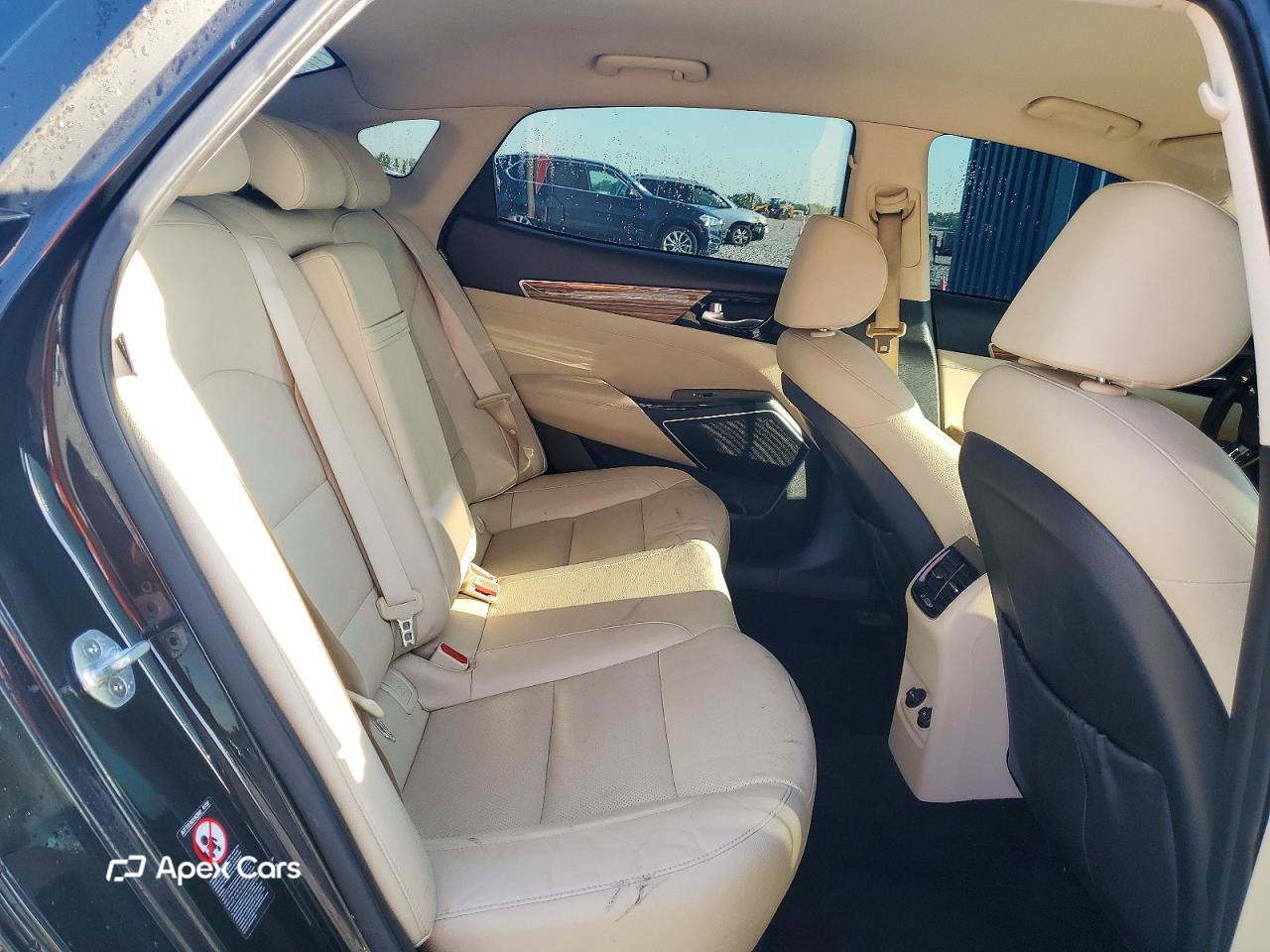 Kia Cadenza 2017