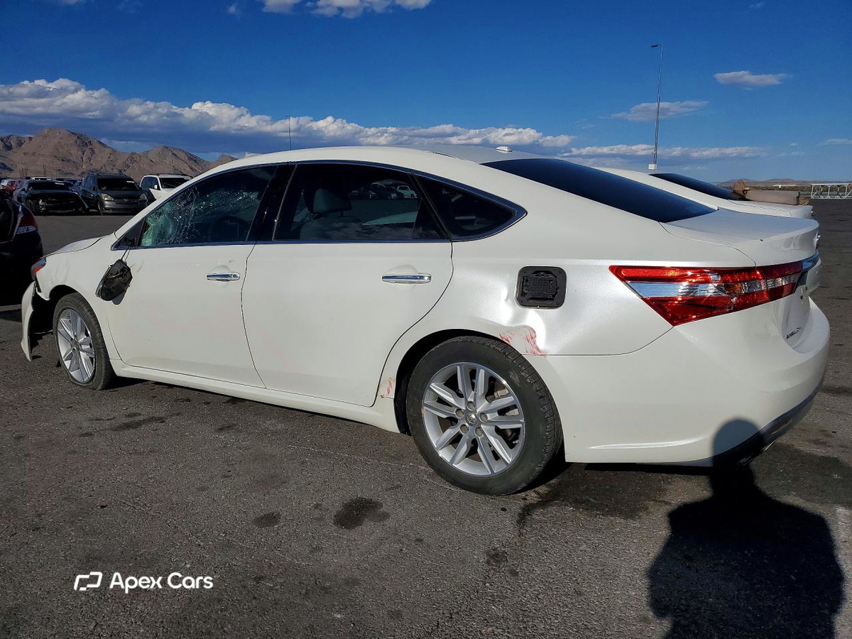 Toyota Avalon 2015