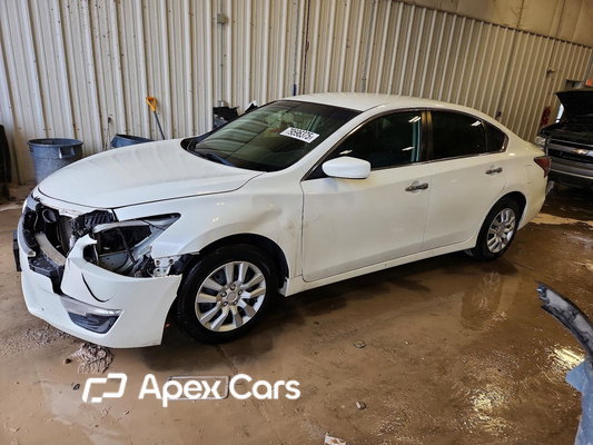 Nissan Altima 2015 - Image 1 of 13