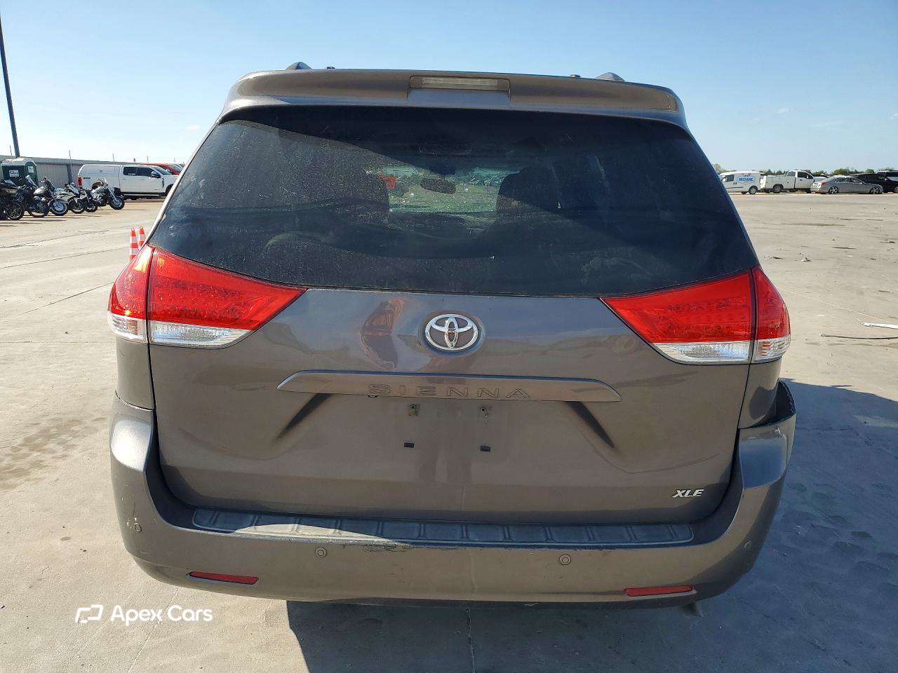 Toyota Sienna 2014