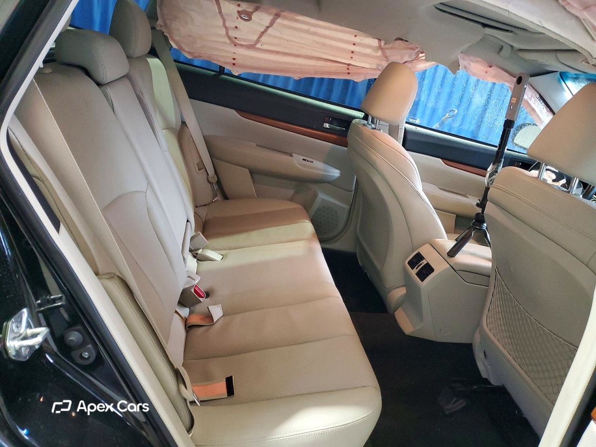 Subaru Outback 2014