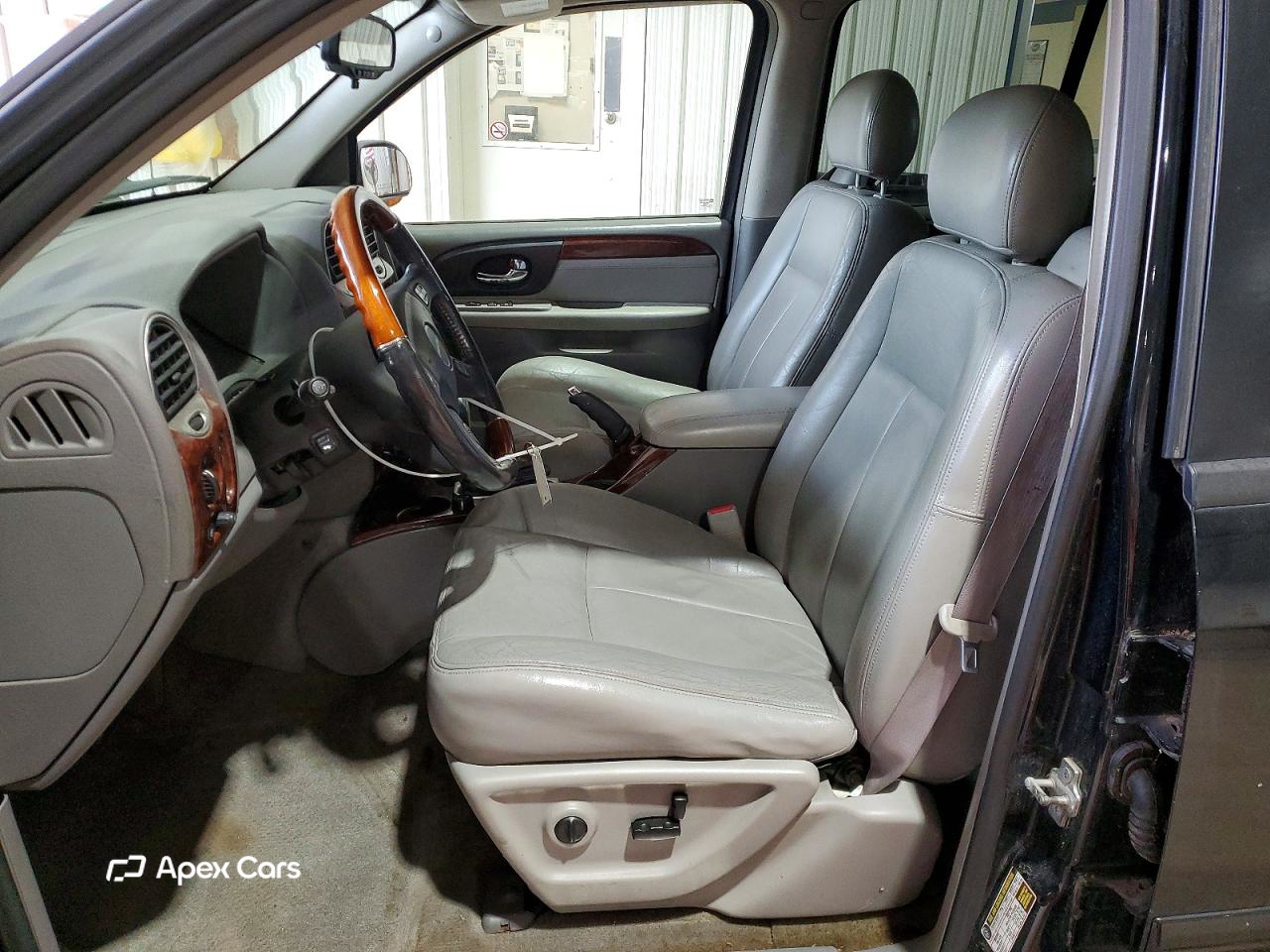 GMC Envoy 2005