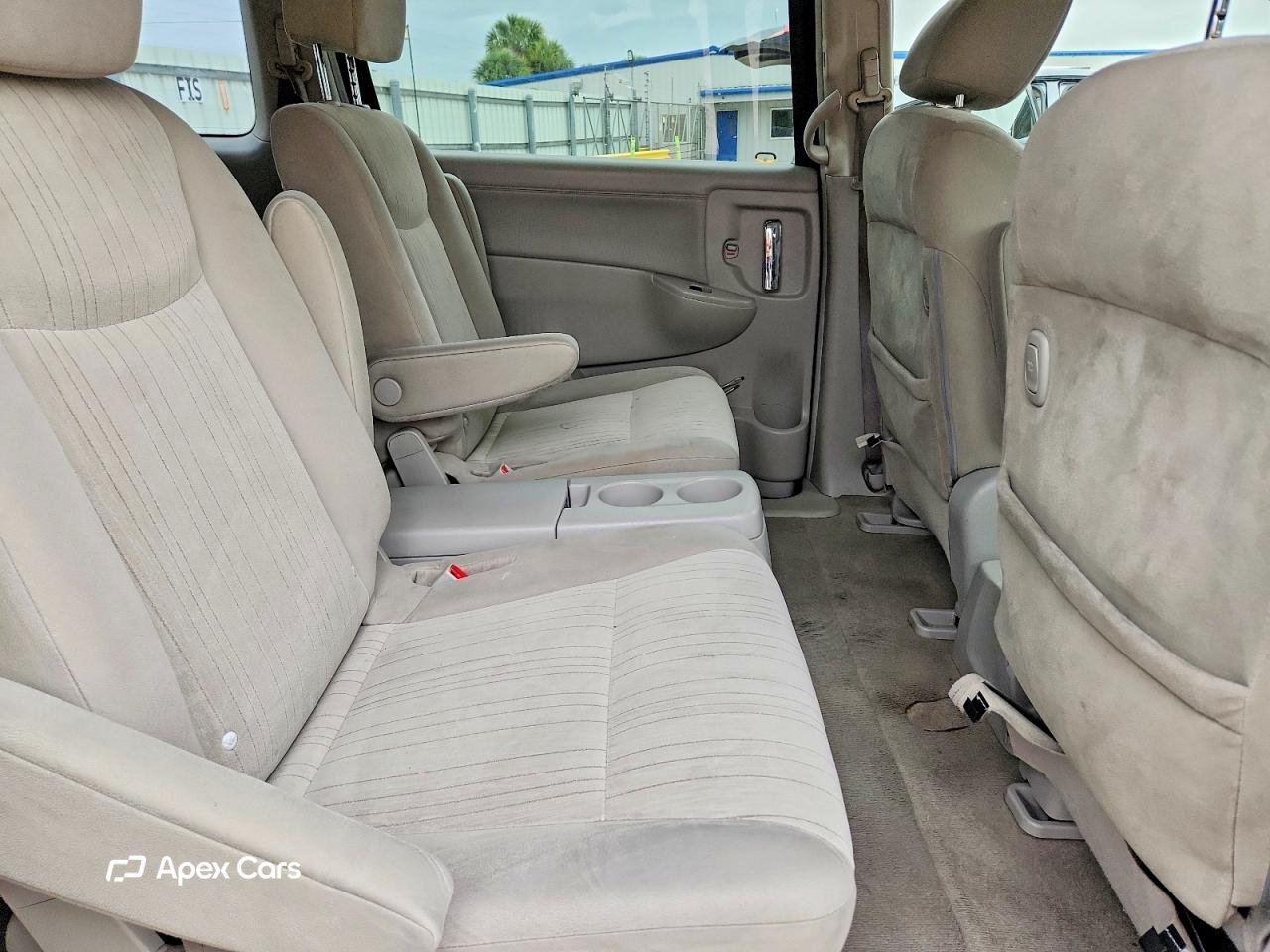 Nissan Quest 2015