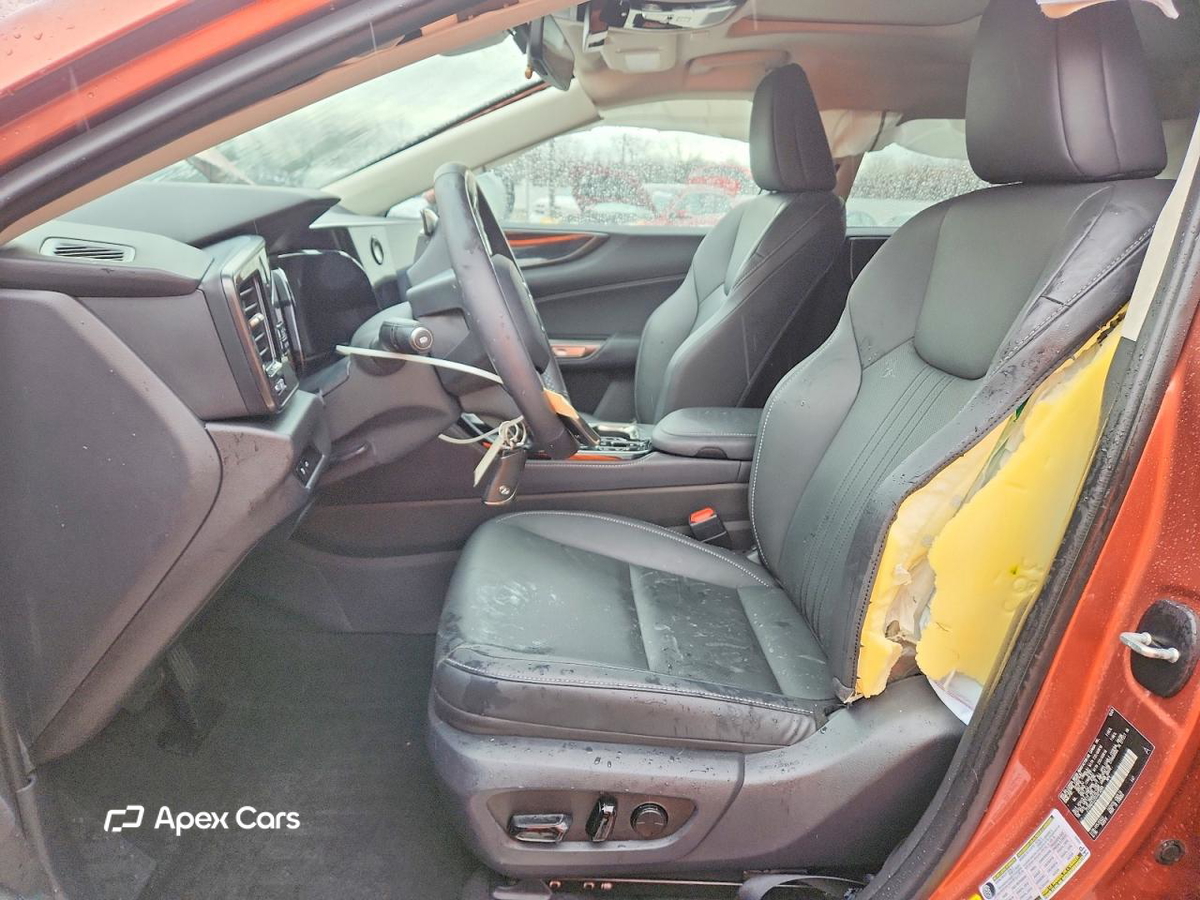 Lexus NX 2025