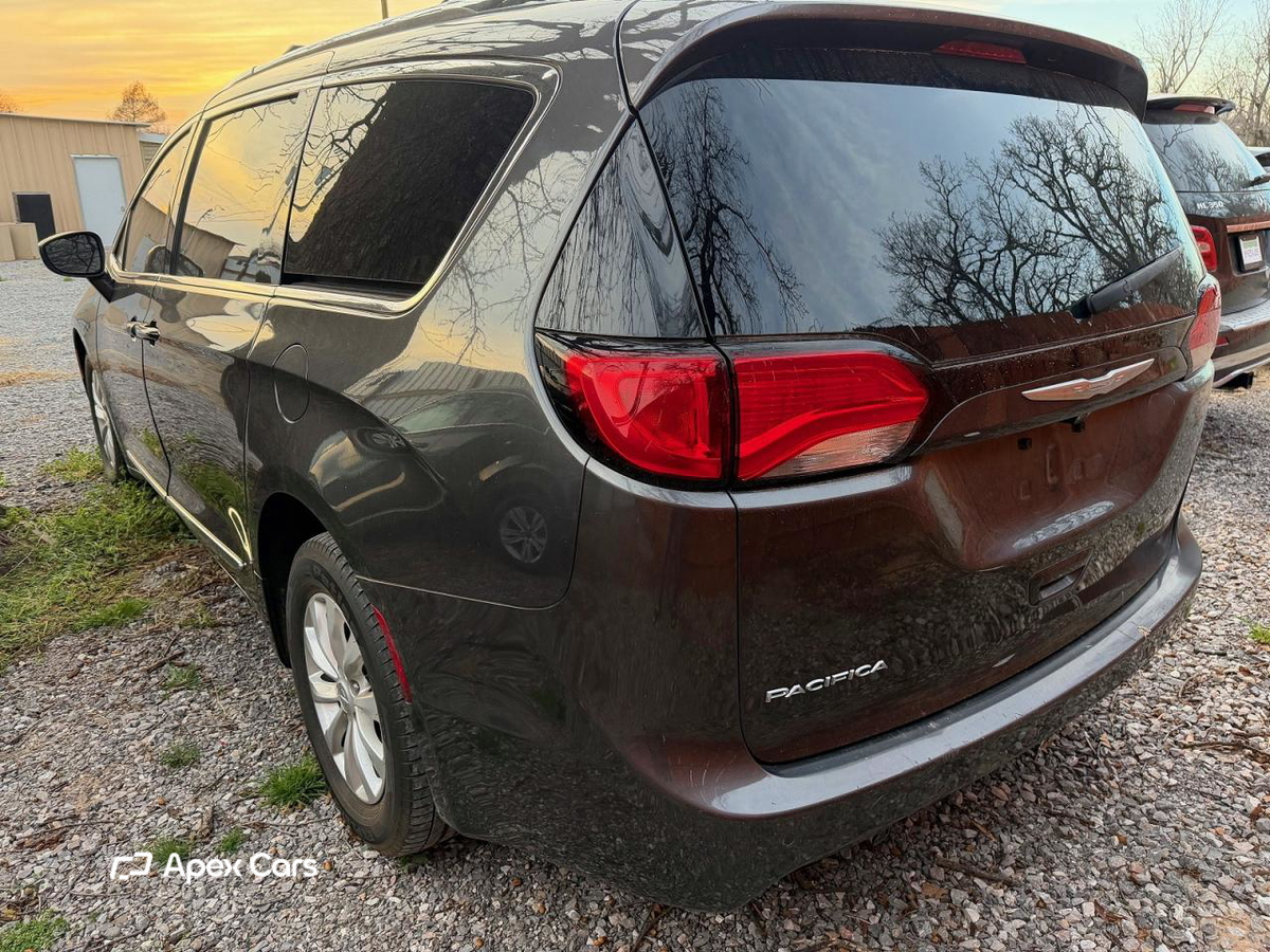 Chrysler Pacifica 2018