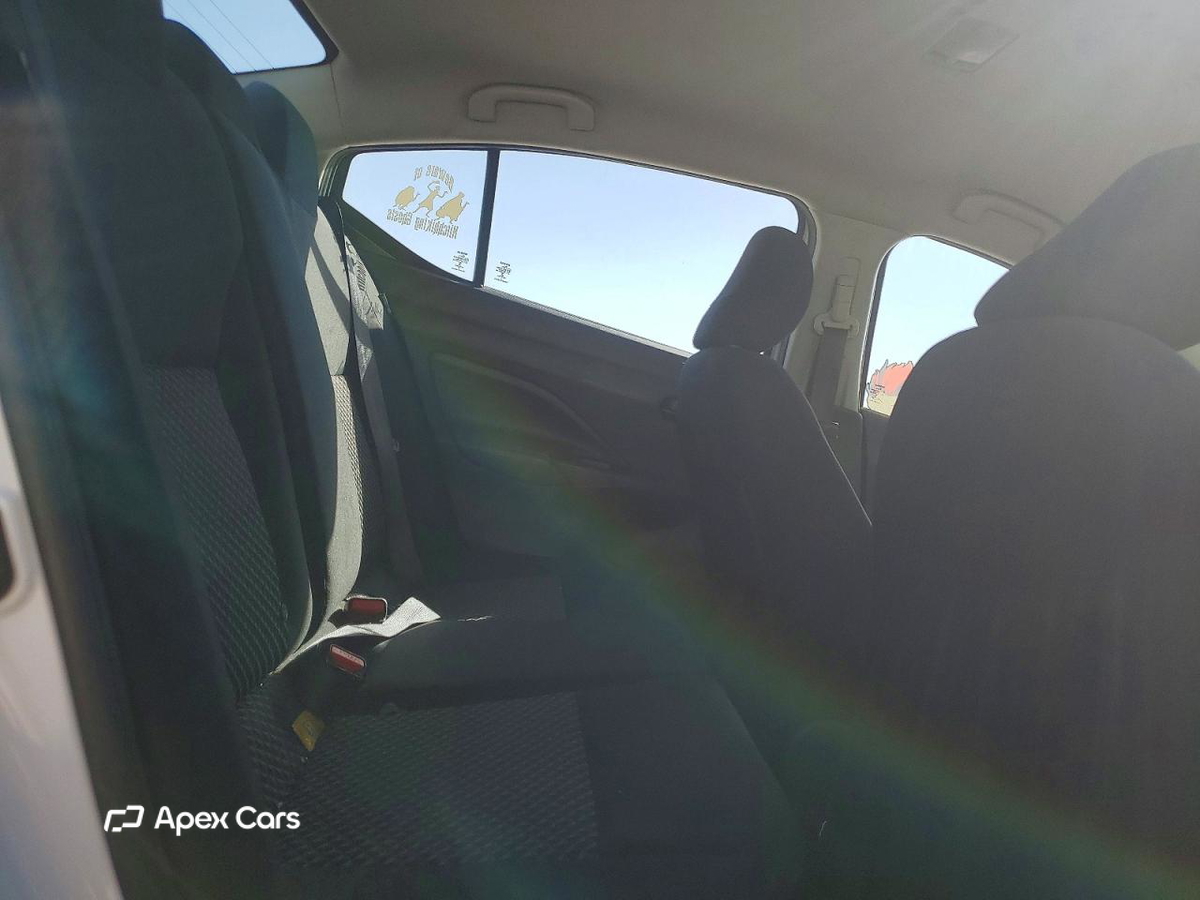 Nissan Versa 2020