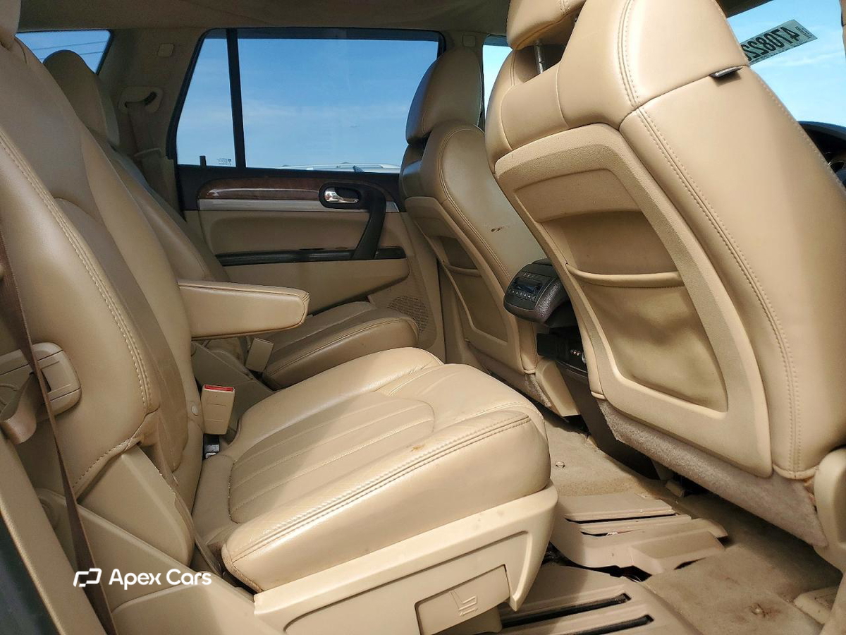 Buick Enclave 2011