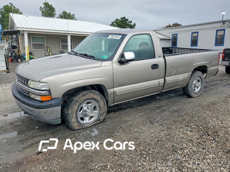Chevrolet Silverado 2001 - Image 1 of 12