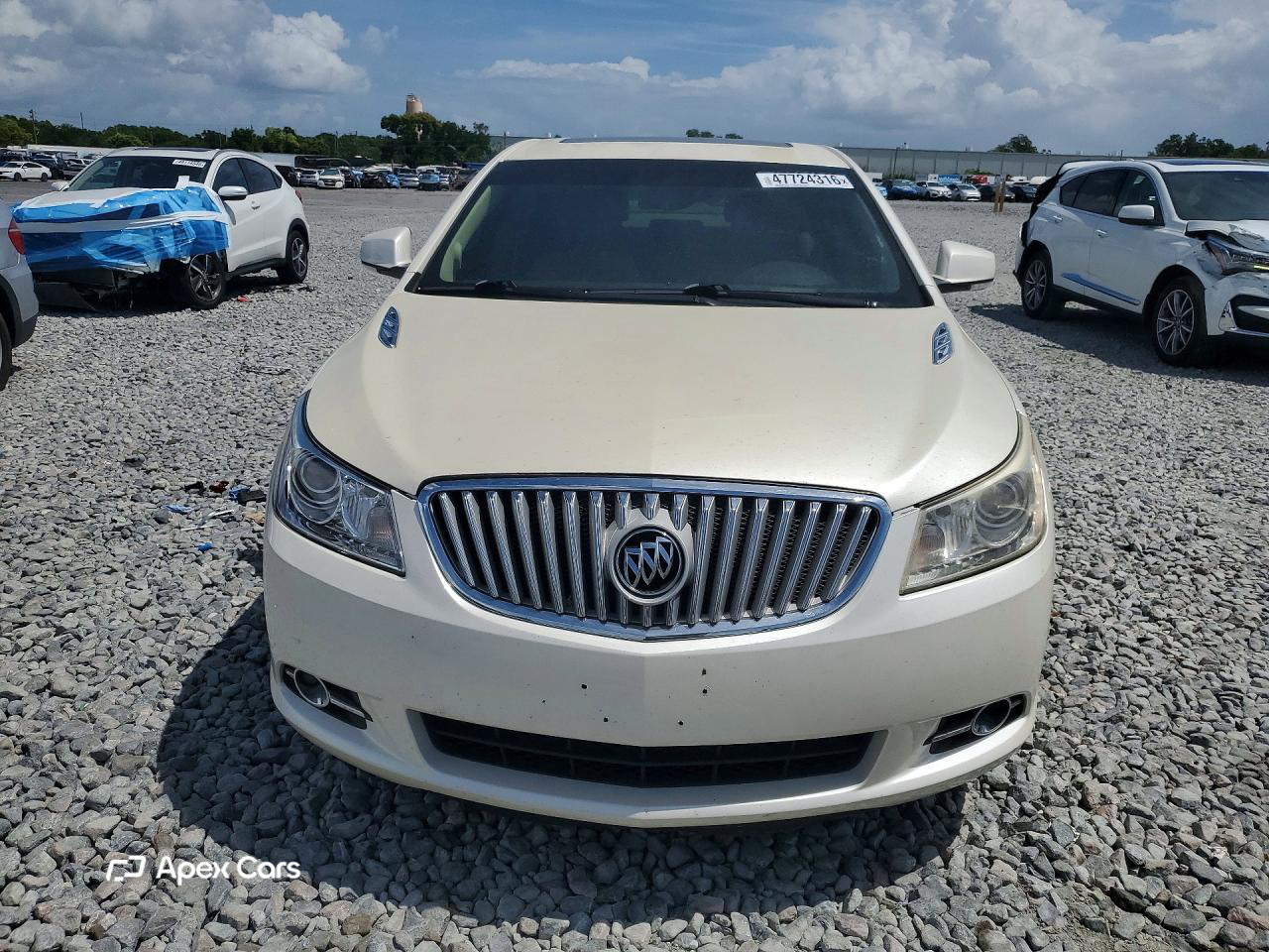 Buick LaCrosse 2011