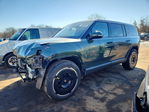 Rivian R1S 2025